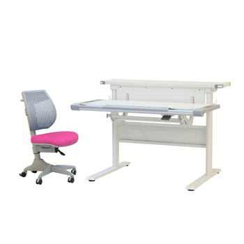 Purely Desk + Speed Ultra Chair